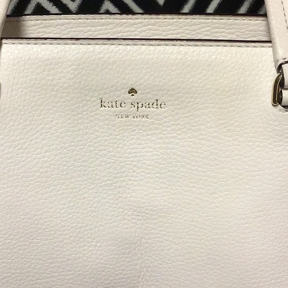 Kate Spade Ivory Leather Tote EUC - Picture 2 of 8